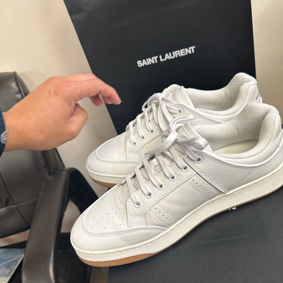Saint Laurent sneakers I only used for 1 time - Picture 4 of 9